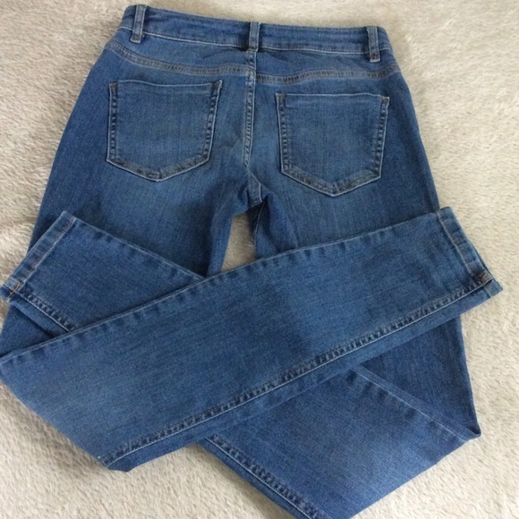 NWT Asos mid-rise stretchy skinny jeans - Picture 2 of 5